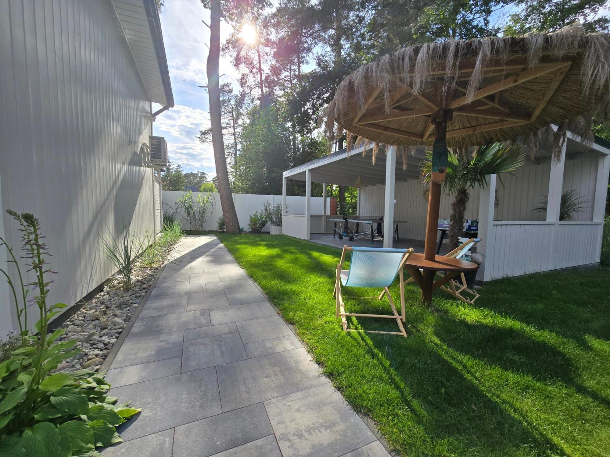 Kanaloa Pobierowo Exteriör bild